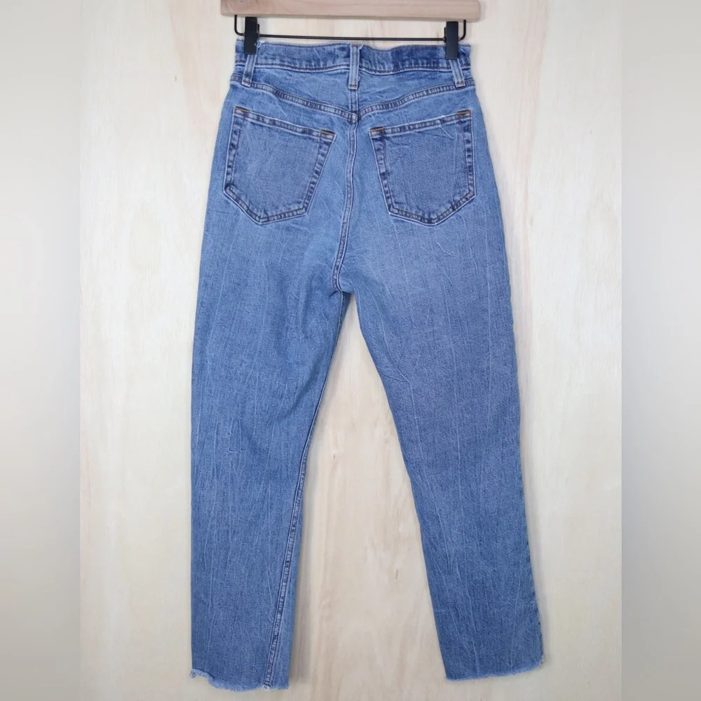 ABERCROMBIE & FITCH The Ankle Straight Ultra High Rise Distressed Jeans Size 27 - Picture 3 of 4